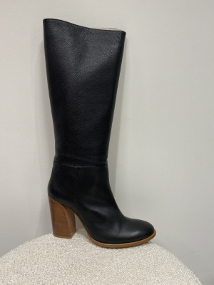 HERA black zwart