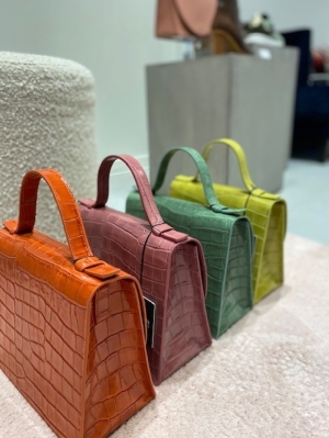 mini briefcase pure roest croc oranje