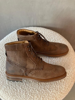 de brikker 02.00 cognac bruin
