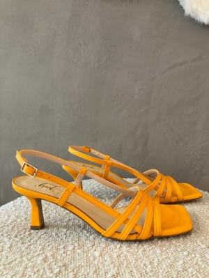 severine low orange oranje