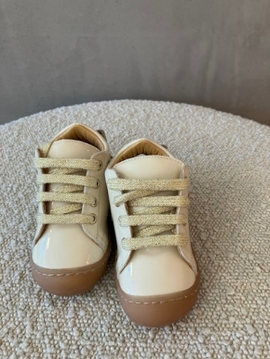 charol beach titi caramelo beige