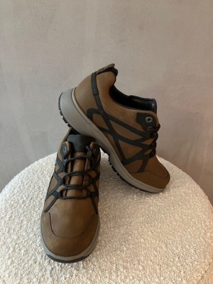 abo brown cognac