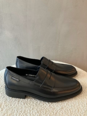 kurtis hopper black 