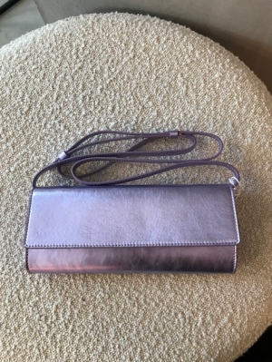 ADDA shiny lilak lila