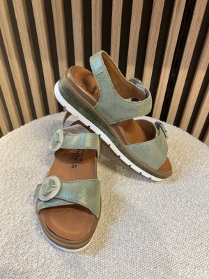 Myranda green almond groen