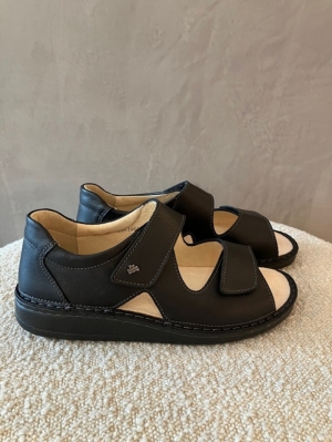 argos-s black zwart