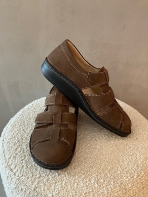 athos chesnut bruin