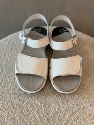 Skala White wit