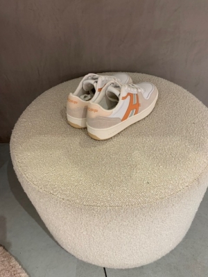 Korai square beige