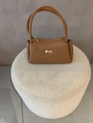Nymphea clio cognac