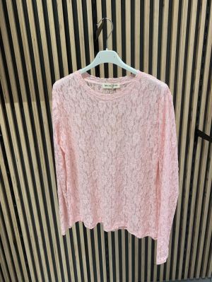 bloesje kant roze